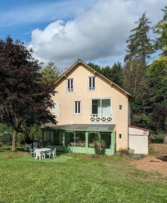 Maison Des Annees 30 - Vic-Sur-Cere - 14 Personnes מראה חיצוני תמונה